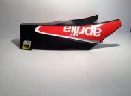 Sous-rep-pieds noir APRILIA SR50 2004-2009